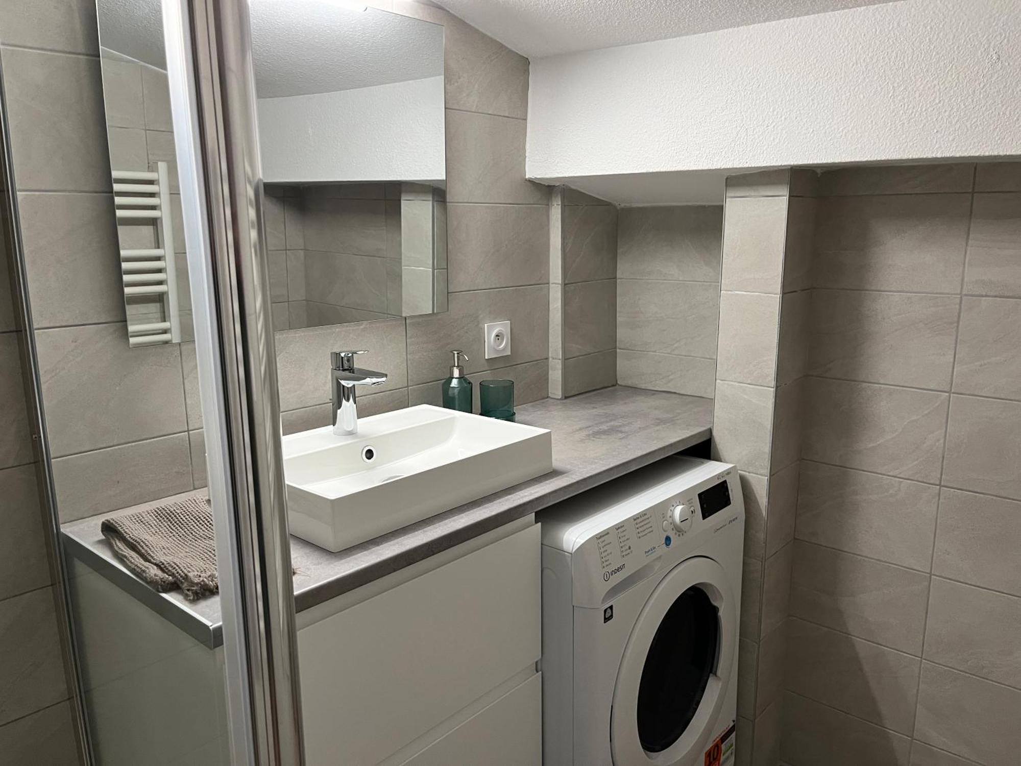 Appartement T3 Independant La Garde  Eksteriør bilde